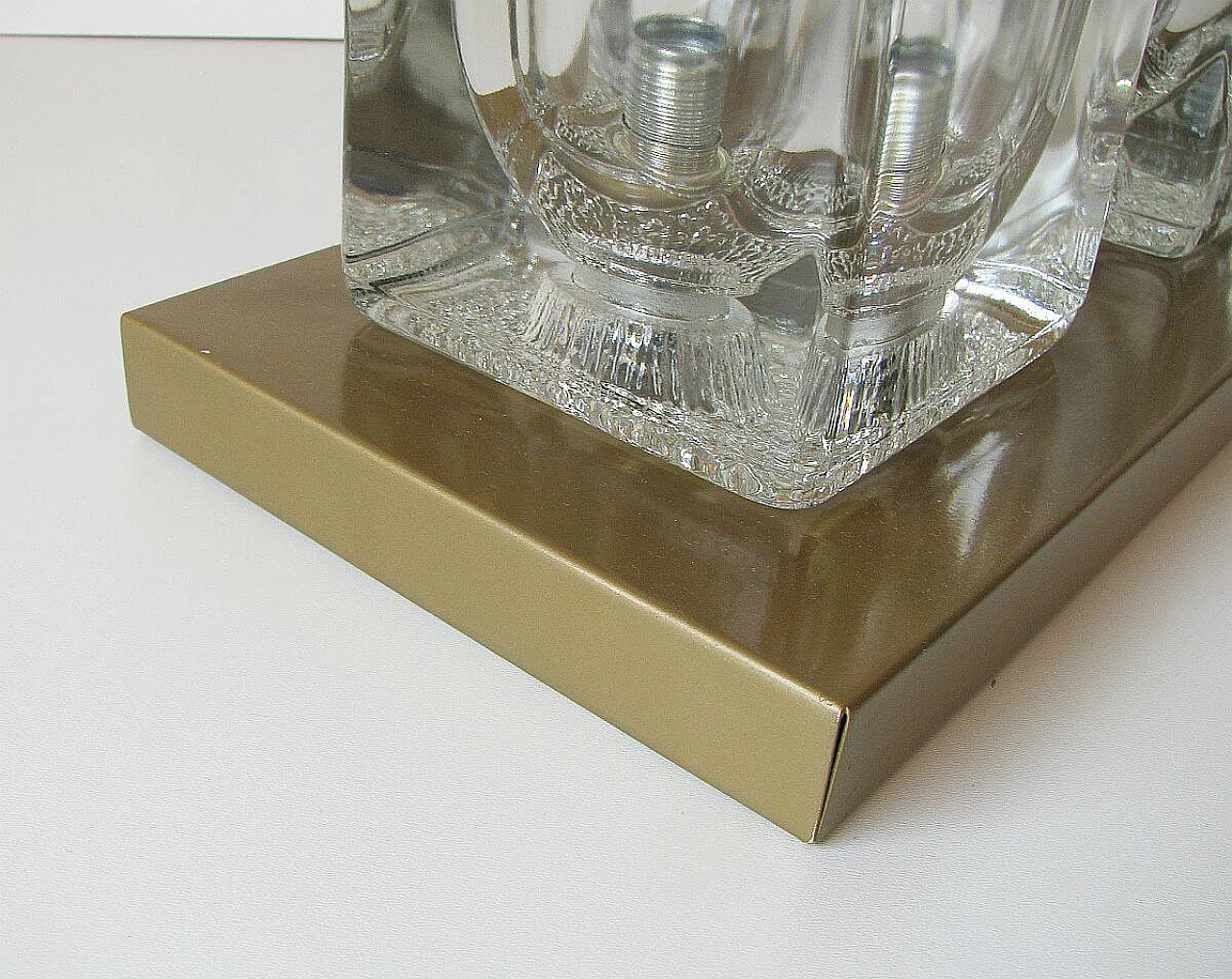 Applique in ottone e vetro di Peill & Putzler, anni '70 1095357