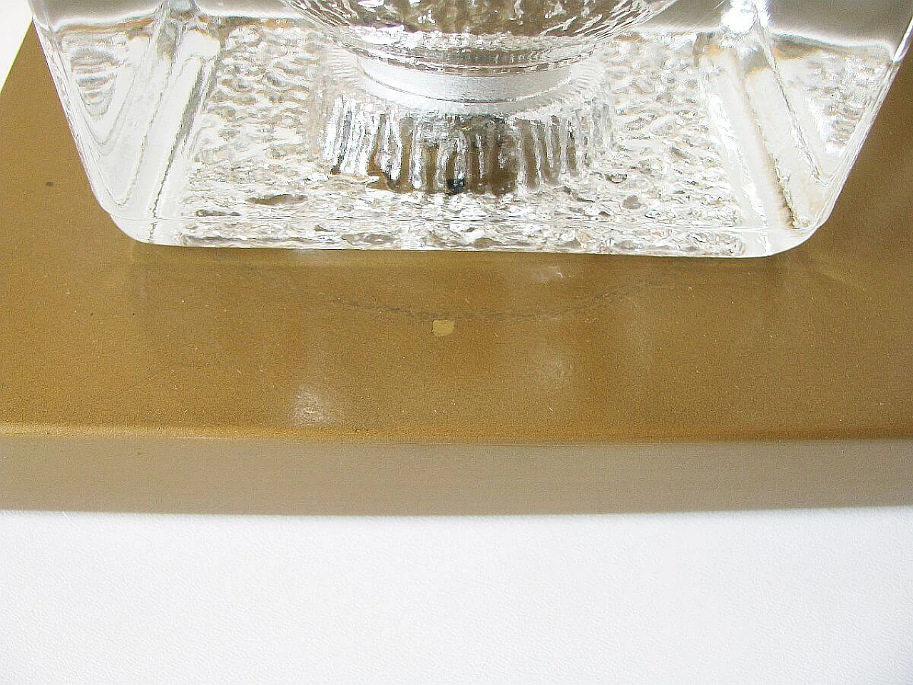 Applique in ottone e vetro di Peill & Putzler, anni '70 1095359