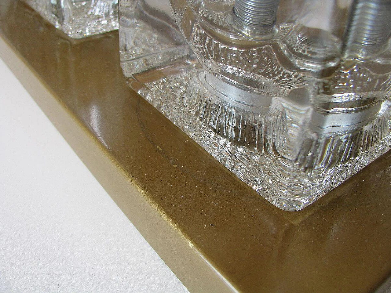 Applique in ottone e vetro di Peill & Putzler, anni '70 1095360