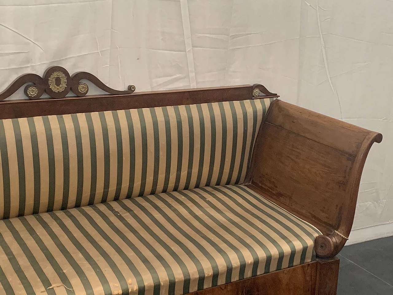 Divano in noce Impero Carlo X intarsiato in ottone, Genova 1810 1096161