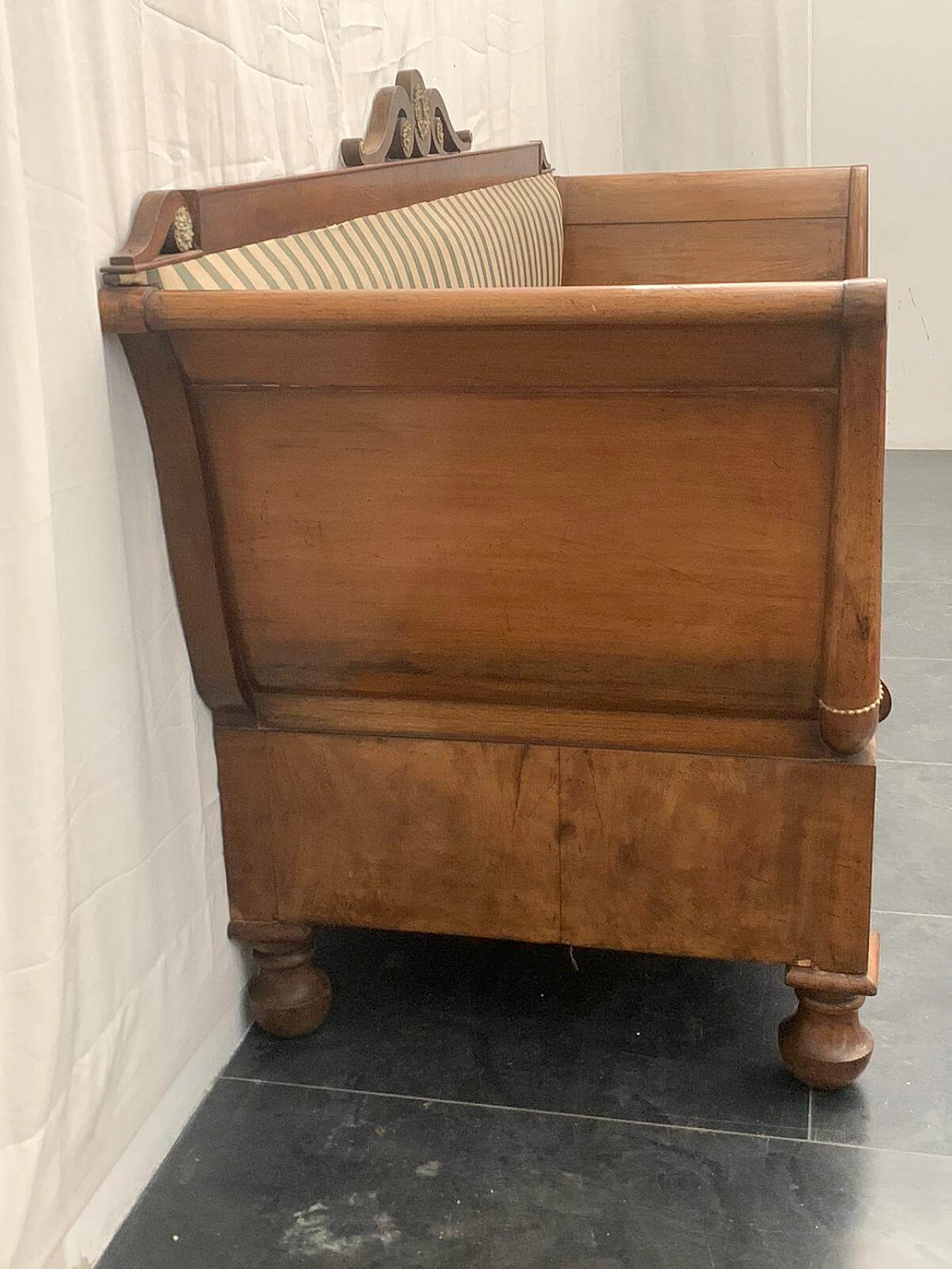 Divano in noce Impero Carlo X intarsiato in ottone, Genova 1810 1096162