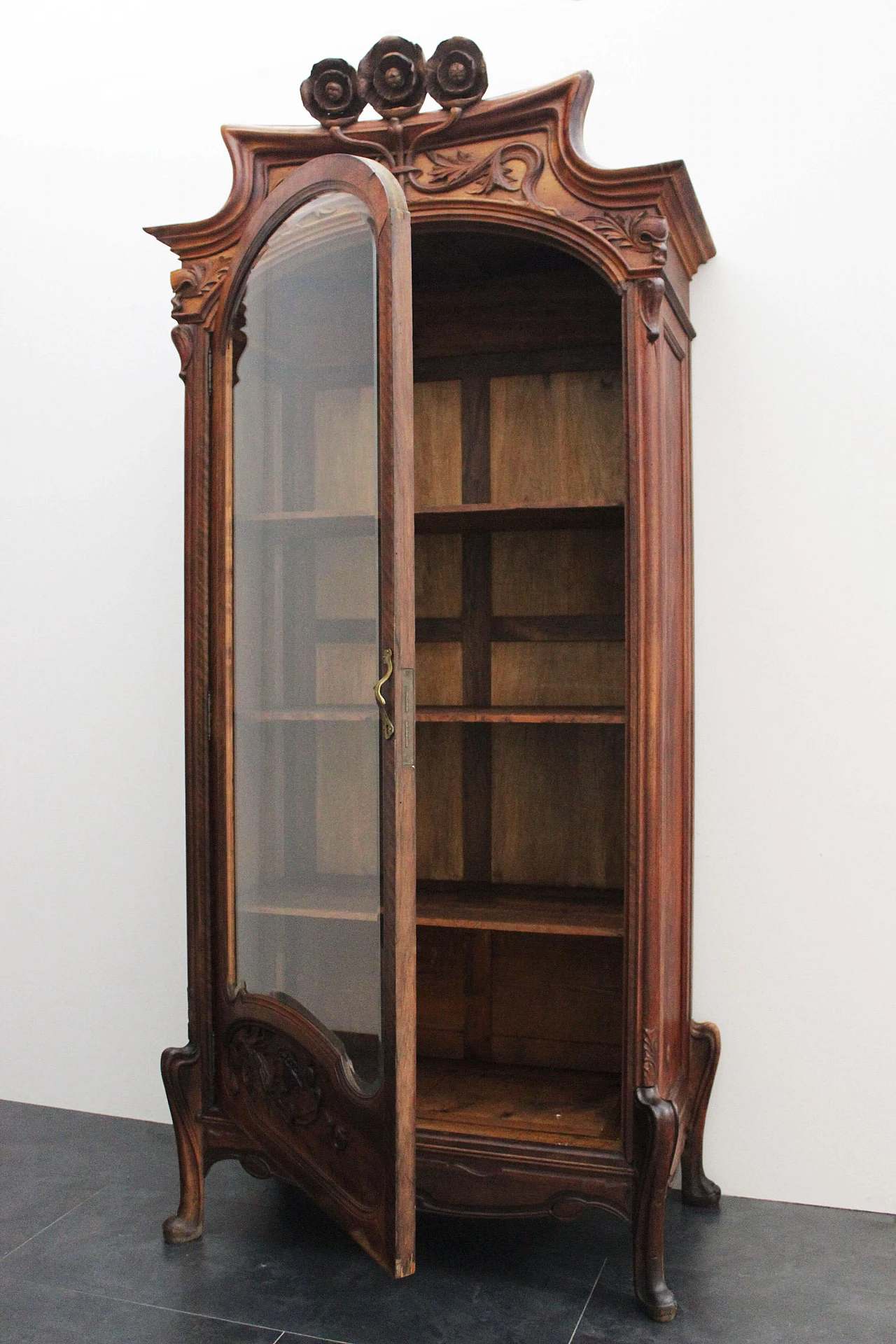 Cherrywood display case in Art Nouveau style, 1910 1096172
