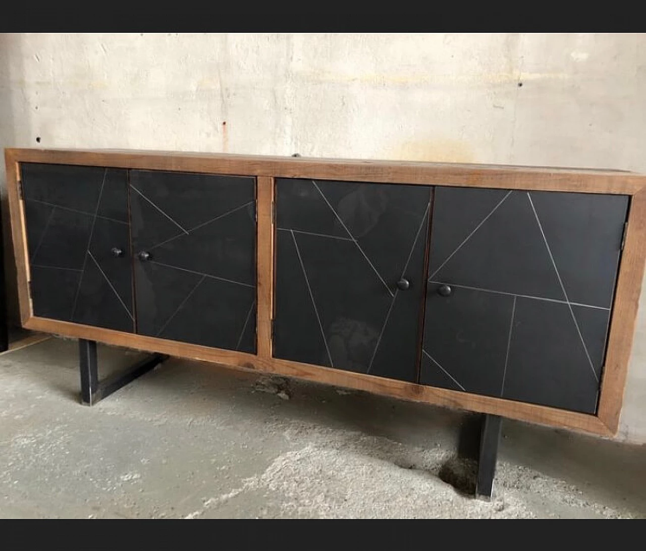Industrial sideboard with reclaimed wood 1096306