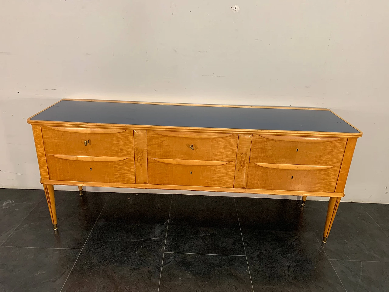 Maple dresser with mirror, 1950s 1096548