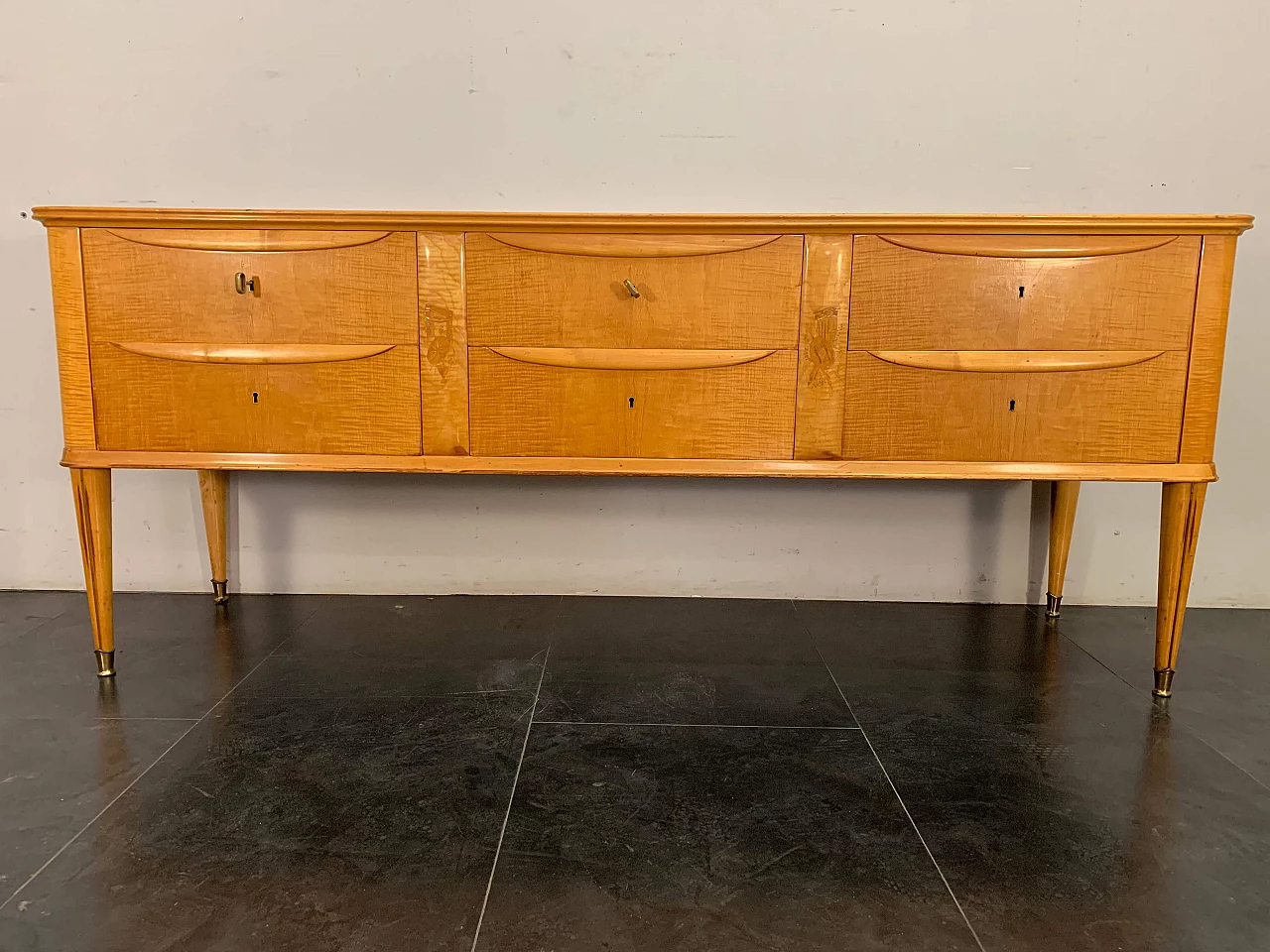 Maple dresser with mirror, 1950s 1096554