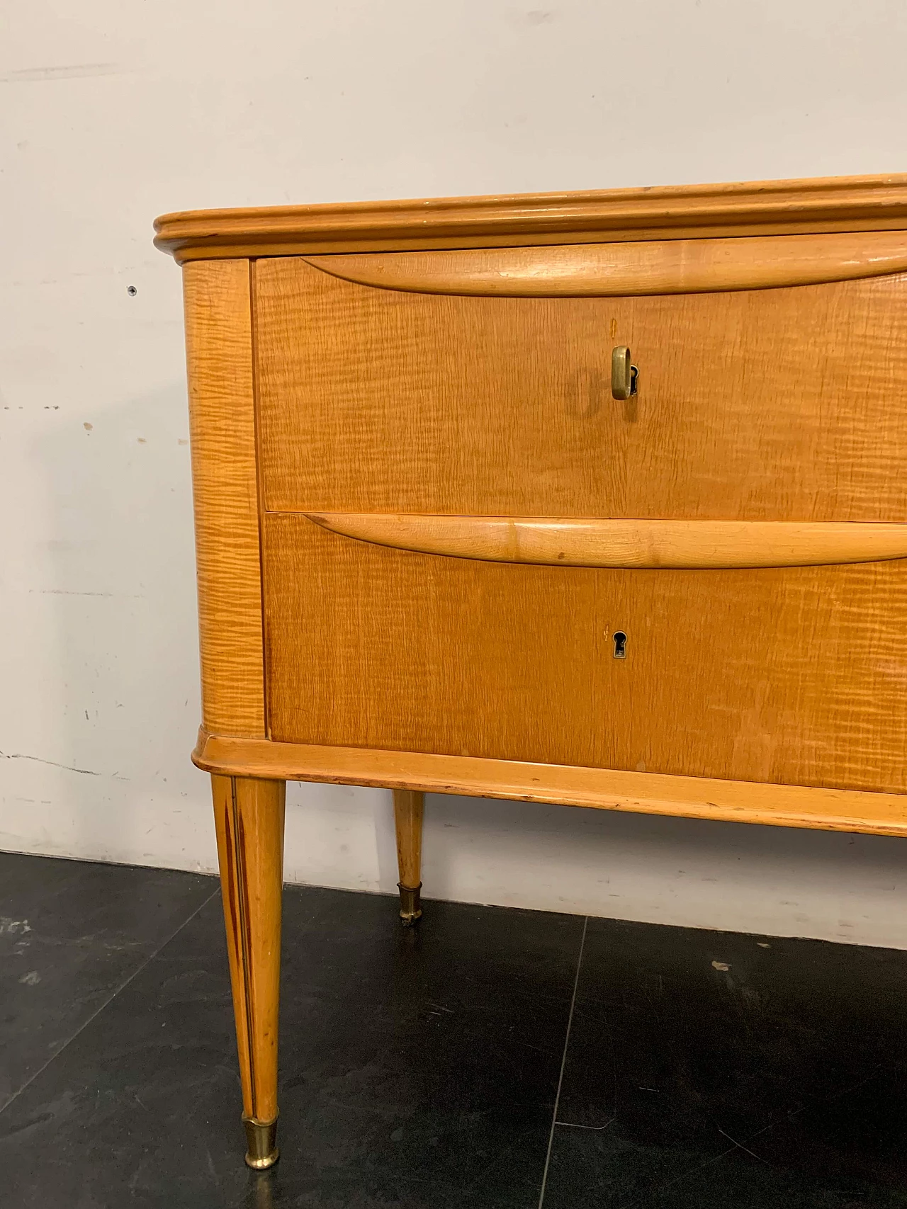 Maple dresser with mirror, 1950s 1096555