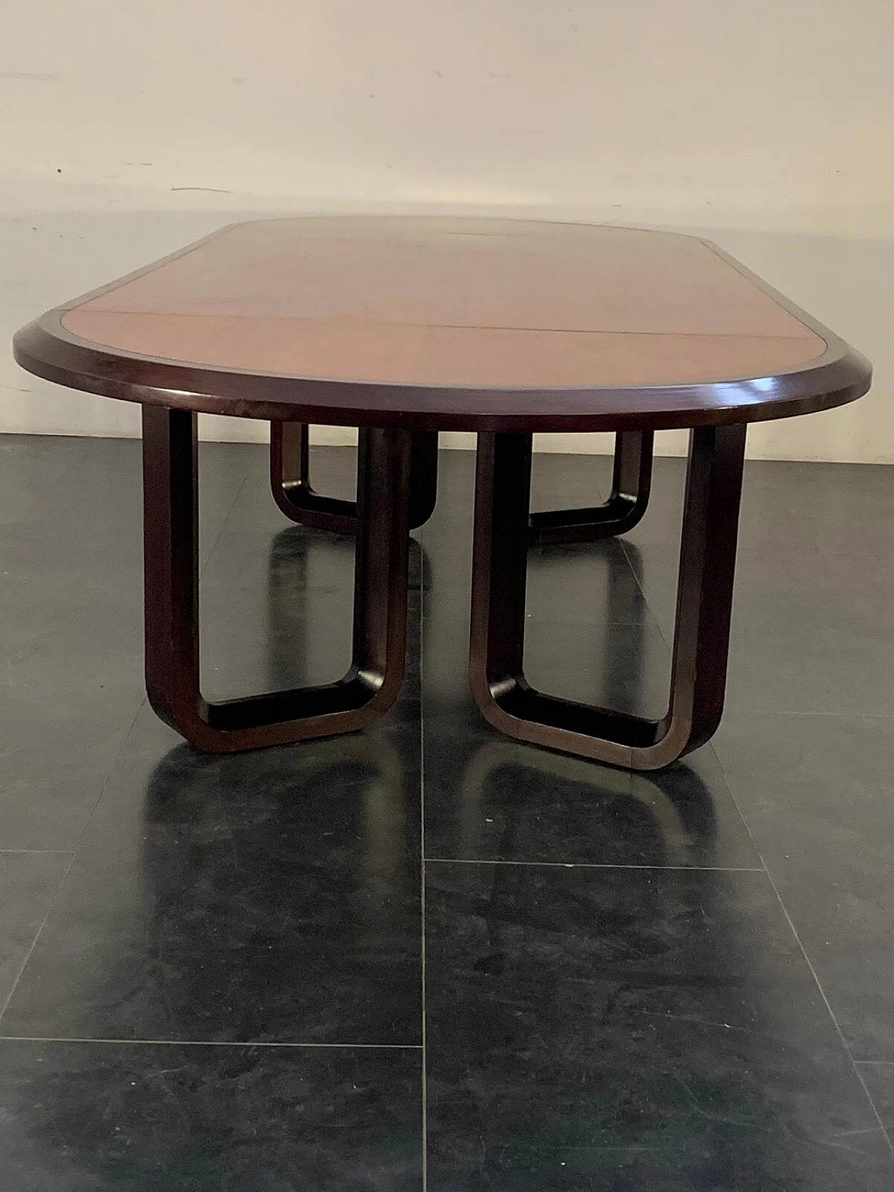 Elliptical table in solid rosewood and mahogany veneer, 1960s 1096702