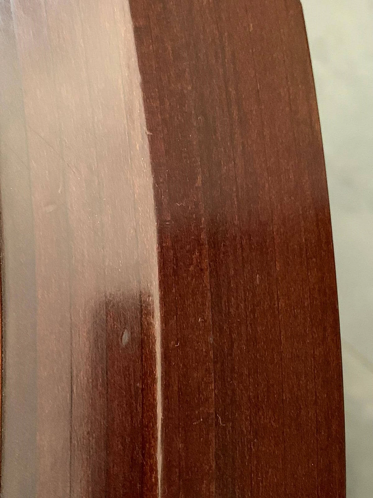 Elliptical table in solid rosewood and mahogany veneer, 1960s 1096709