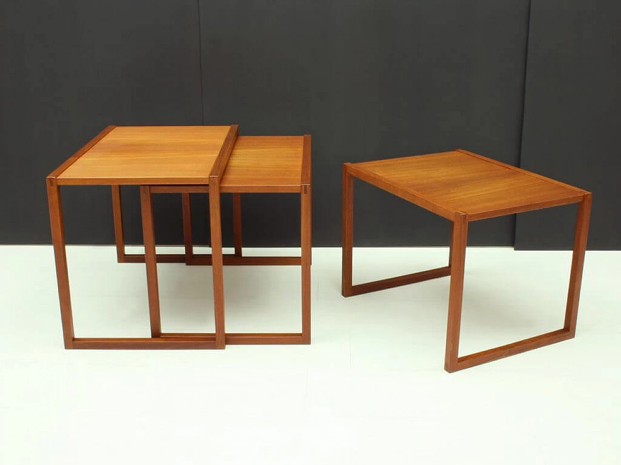 Set Of 3 nesting tables in teak model 133 by Kai Kristiansen 1098275