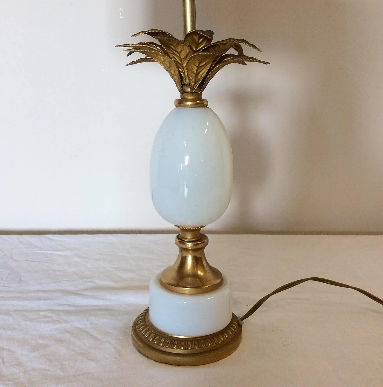 Lampada da tavolo in ottone e vetro di Maison Charles, anni '70 1098467