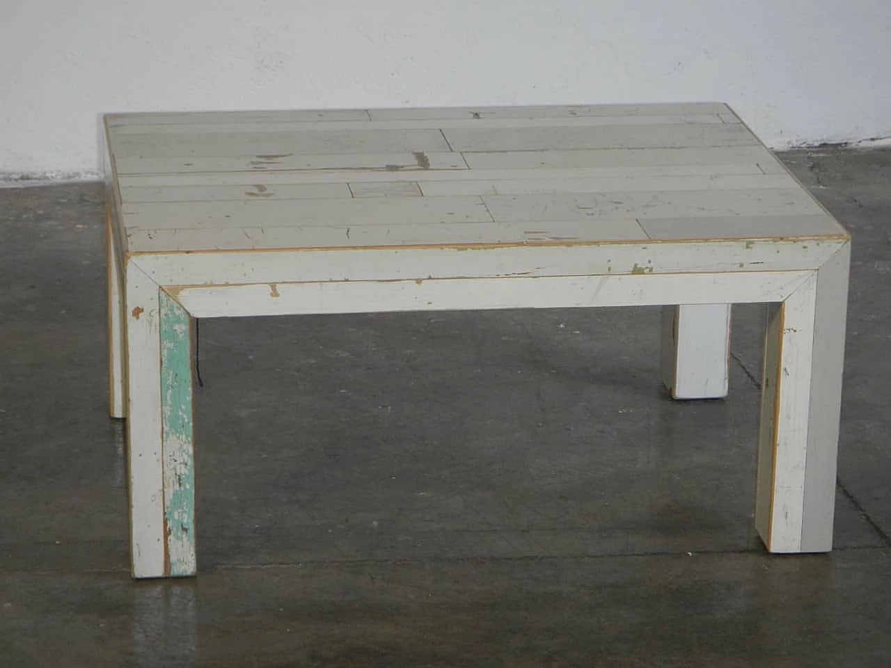 Tavolino da salotto con legno di recupero 1100081