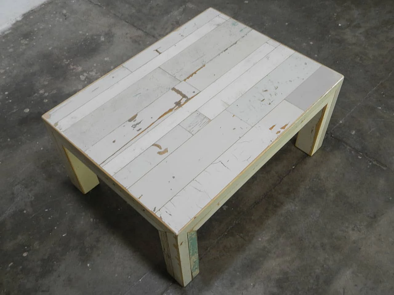 Tavolino da salotto con legno di recupero 1100083