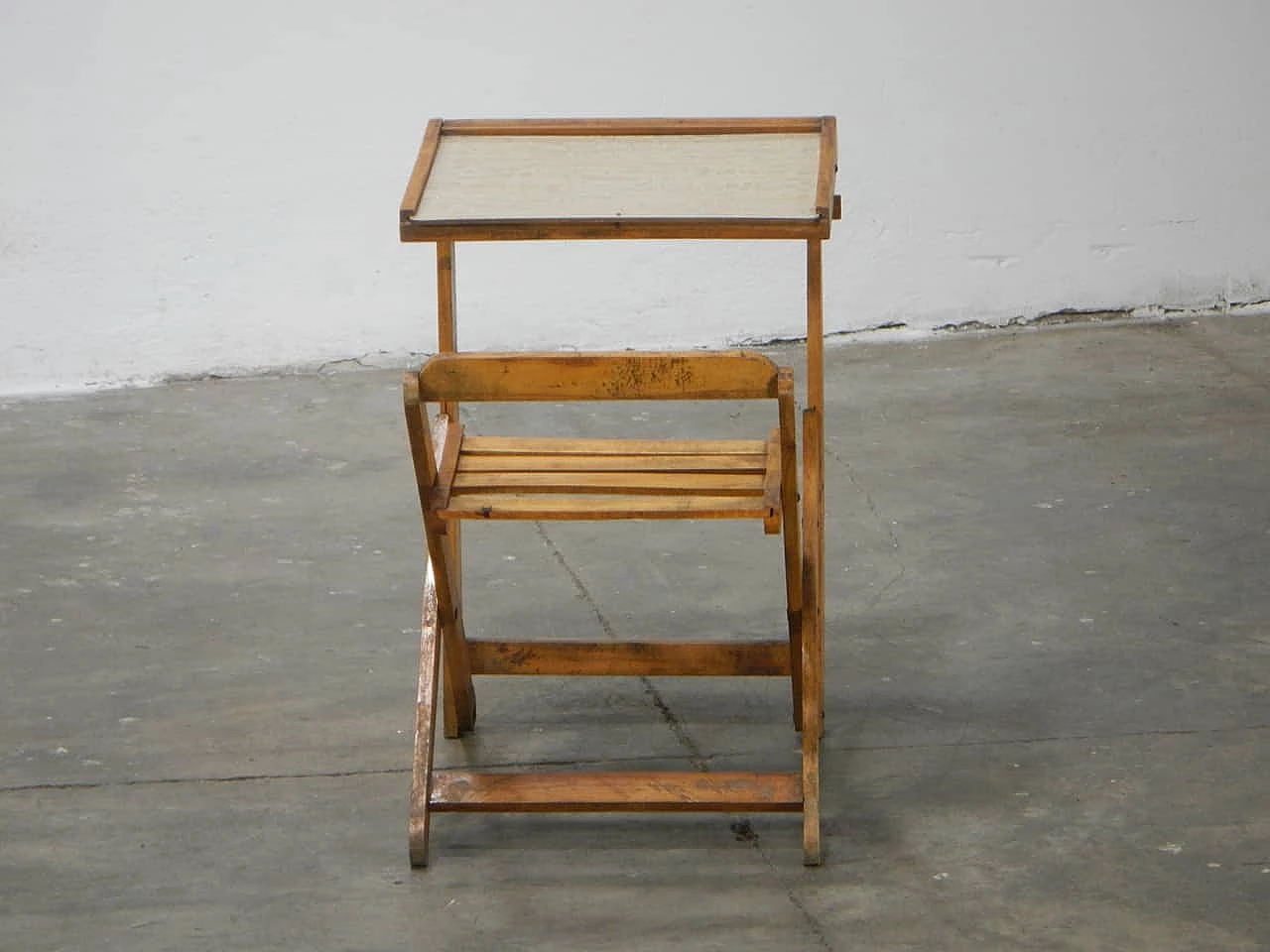 Wooden child desk, 1960s 1100319