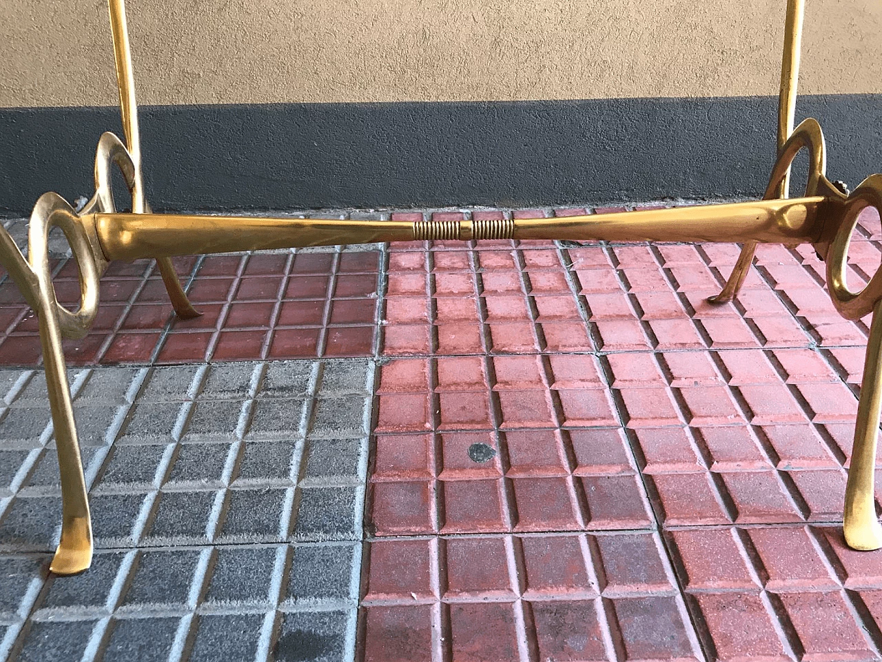 Smoking brass coffee table, 50s 1100360