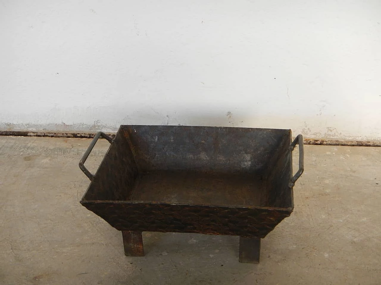 Iron tub, 1960s 1100451