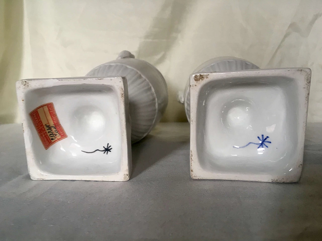 Couple of ceramic vases Giustiniani 1100505