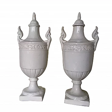 Coppia di vasi in ceramica Giustiniani