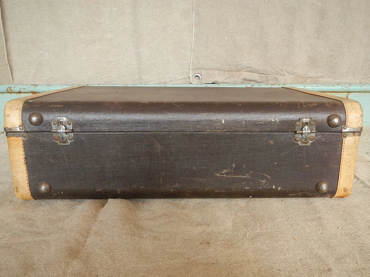 Leather suitcase, 1930's 1101050