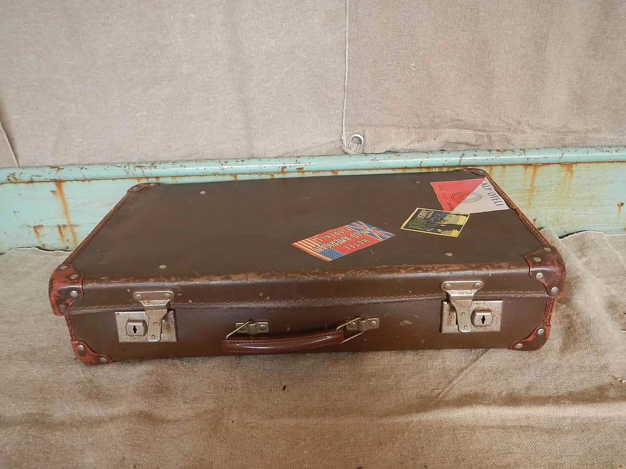 Cardboard suitcase, 1940s 1101057