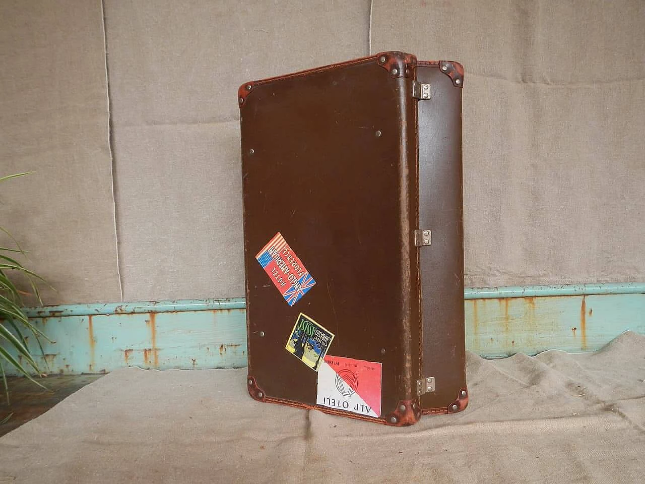 Cardboard suitcase, 1940s 1101061