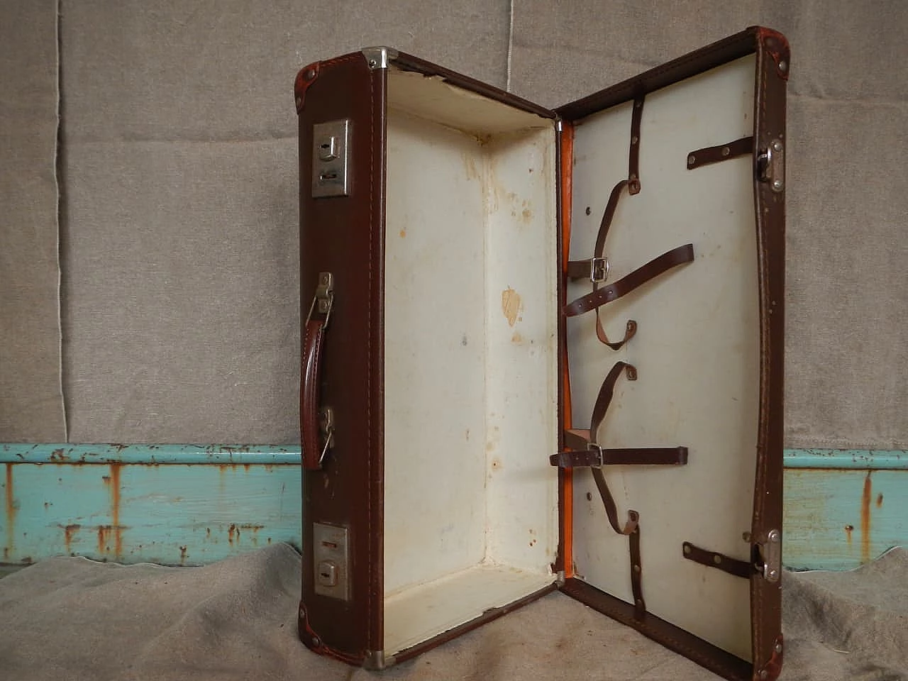 Cardboard suitcase, 1940s 1101062