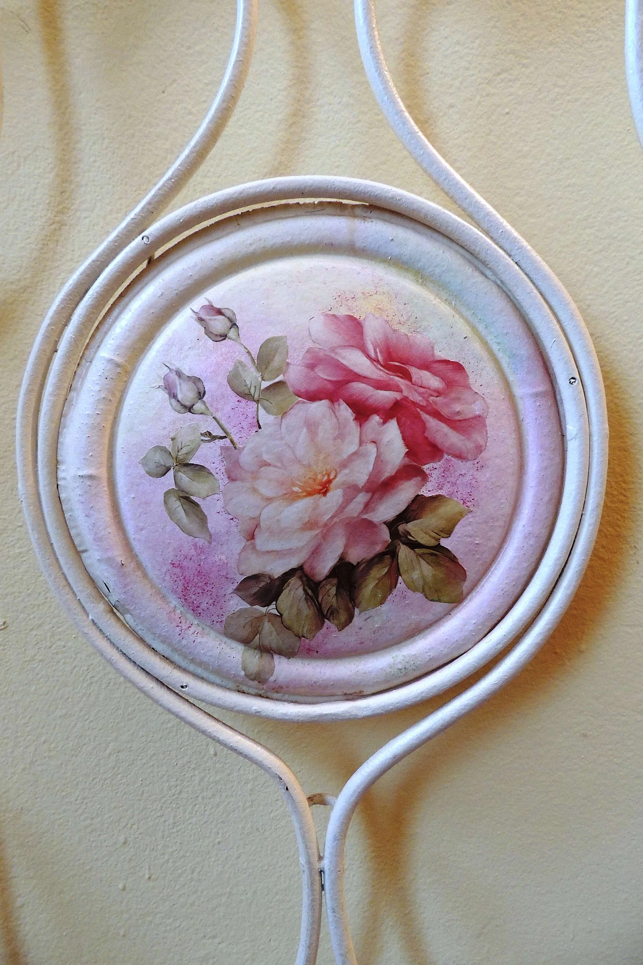 Single header in white iron 1101450