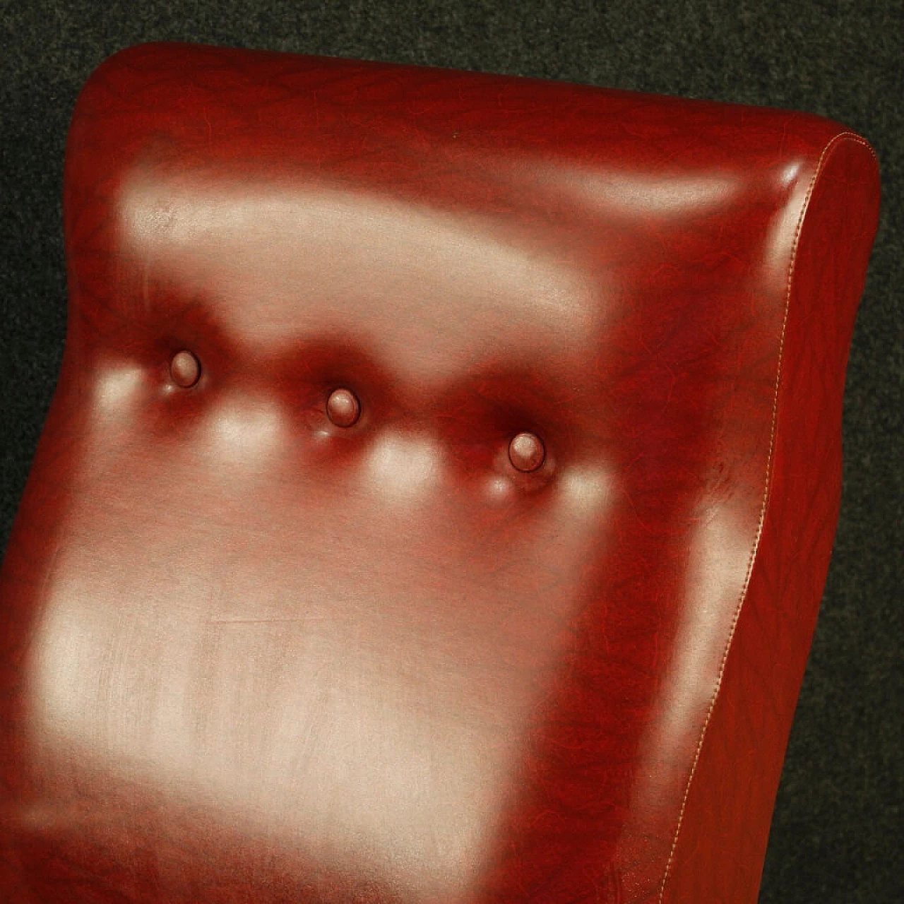 Italian design armchair in red imitation leather 1102015