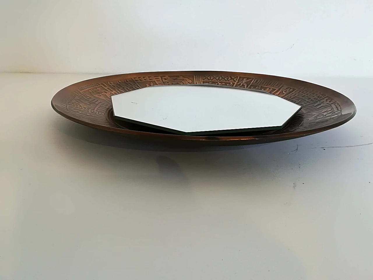 Bronze mirror with cantilevered decorations of Furgeri, 1970s 1102752