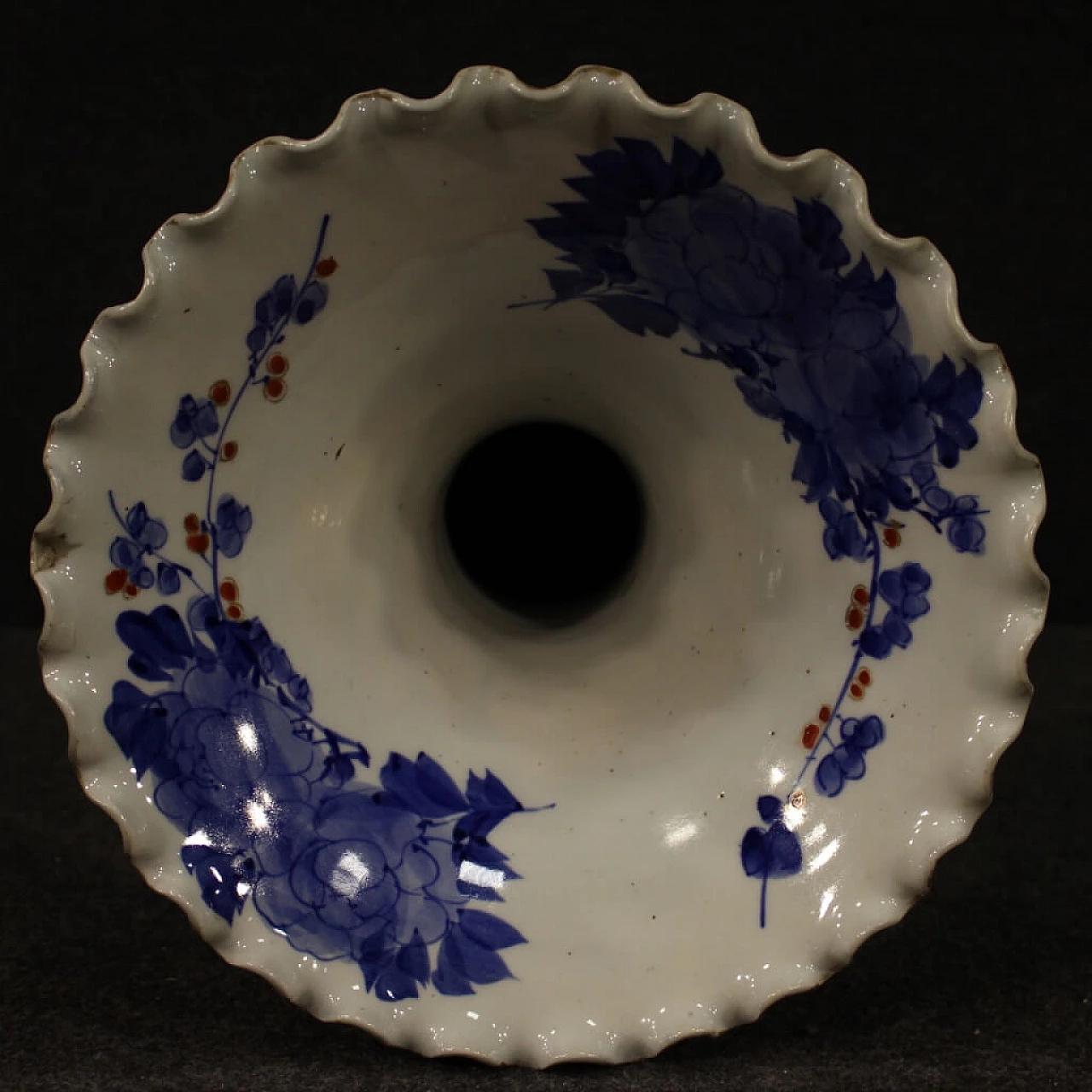 Vaso giapponese in ceramica smaltata e dipinta, XX secolo 1103117