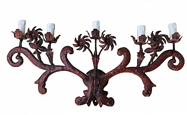 Metal wall sconce with spiral flowers, 5 lights
