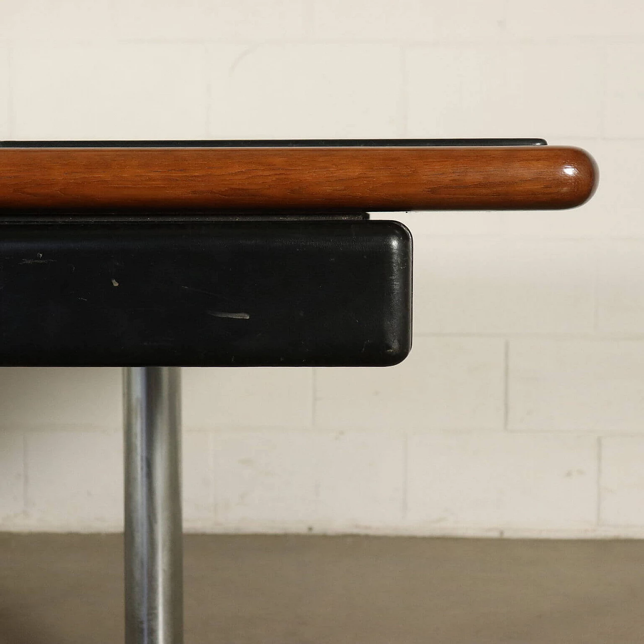 Desk in wood and leather, 80s 1103772