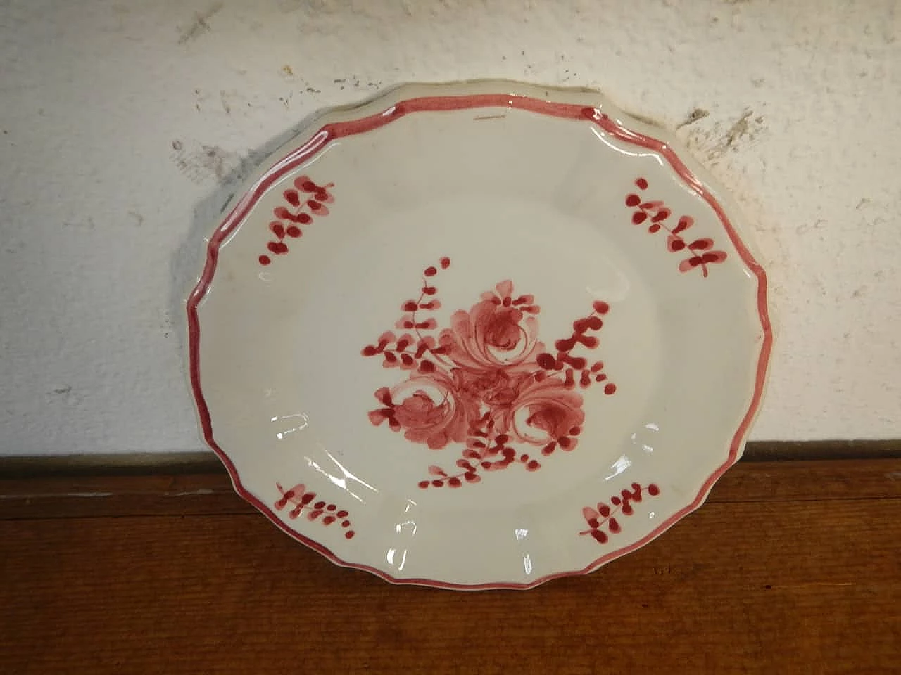 Pair of hand painted ceramic plates by La Fiorita Nove, Italy, 60s 1104018