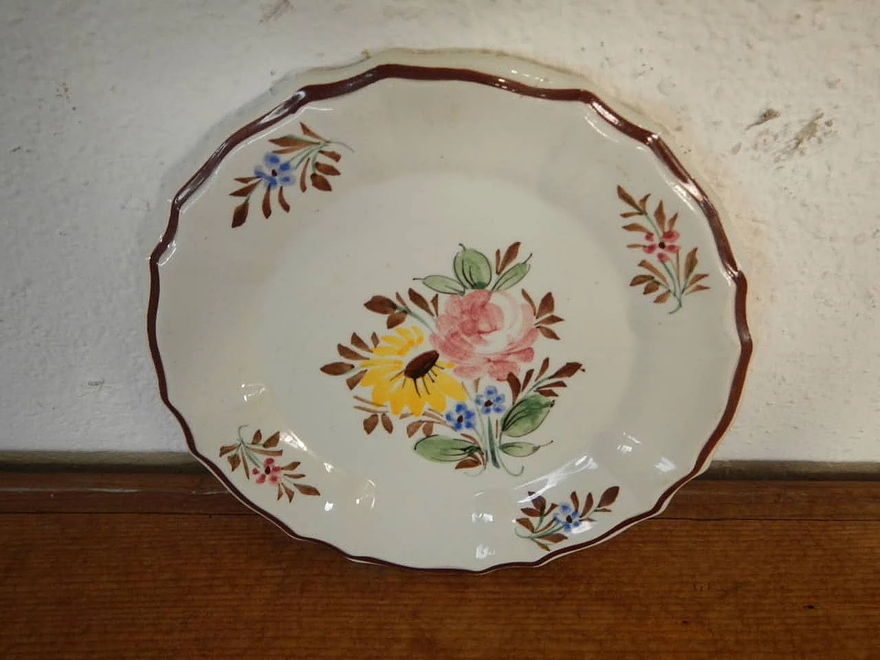 Pair of hand painted ceramic plates by La Fiorita Nove, Italy, 60s 1104023