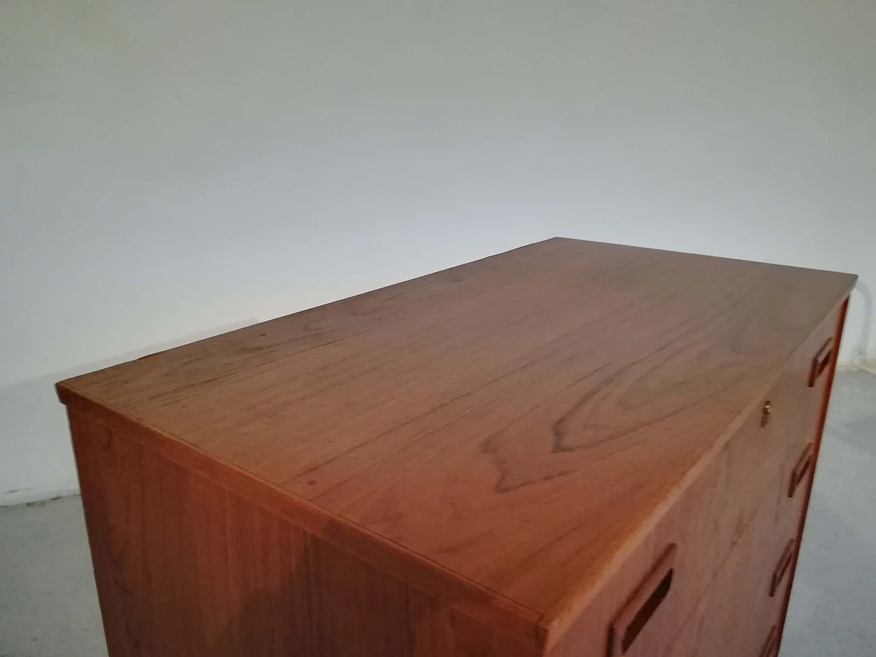 Cassettiera in palissandro, anni '60 1104500