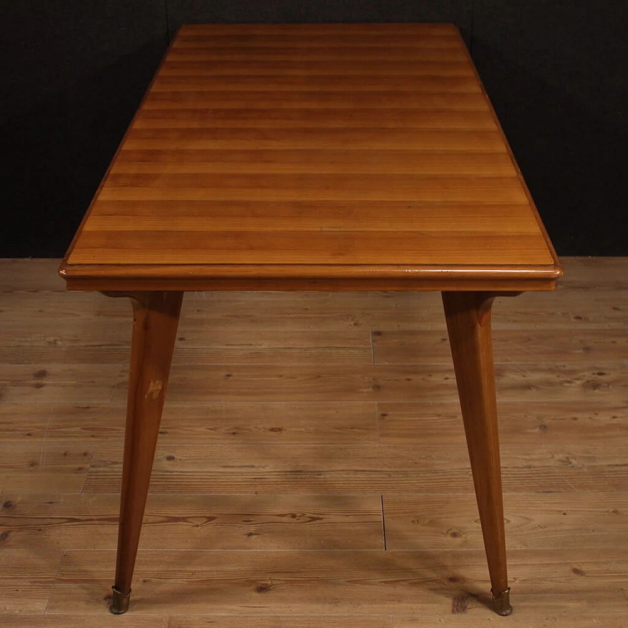 Italian design table in cherry wood and fruit wood 70's 1104536