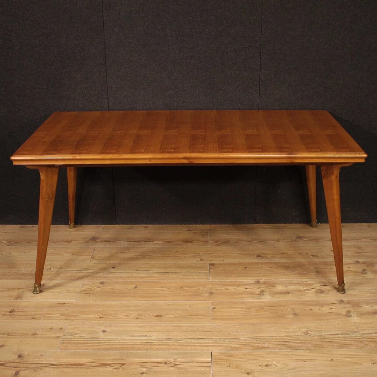 Italian design table in cherry wood and fruit wood 70's 1104537