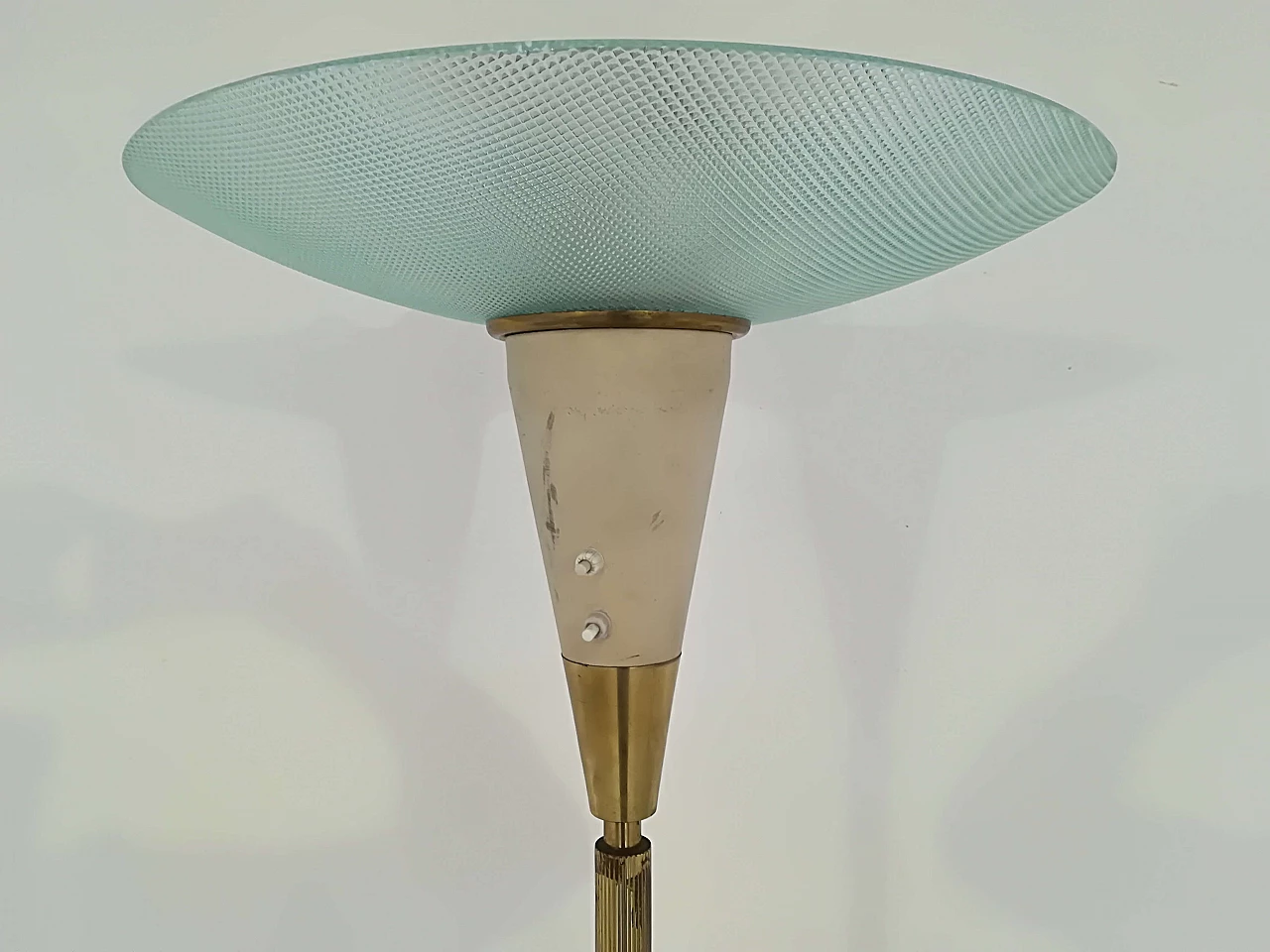 Glass and brass floor lamp, 1950s 1104566