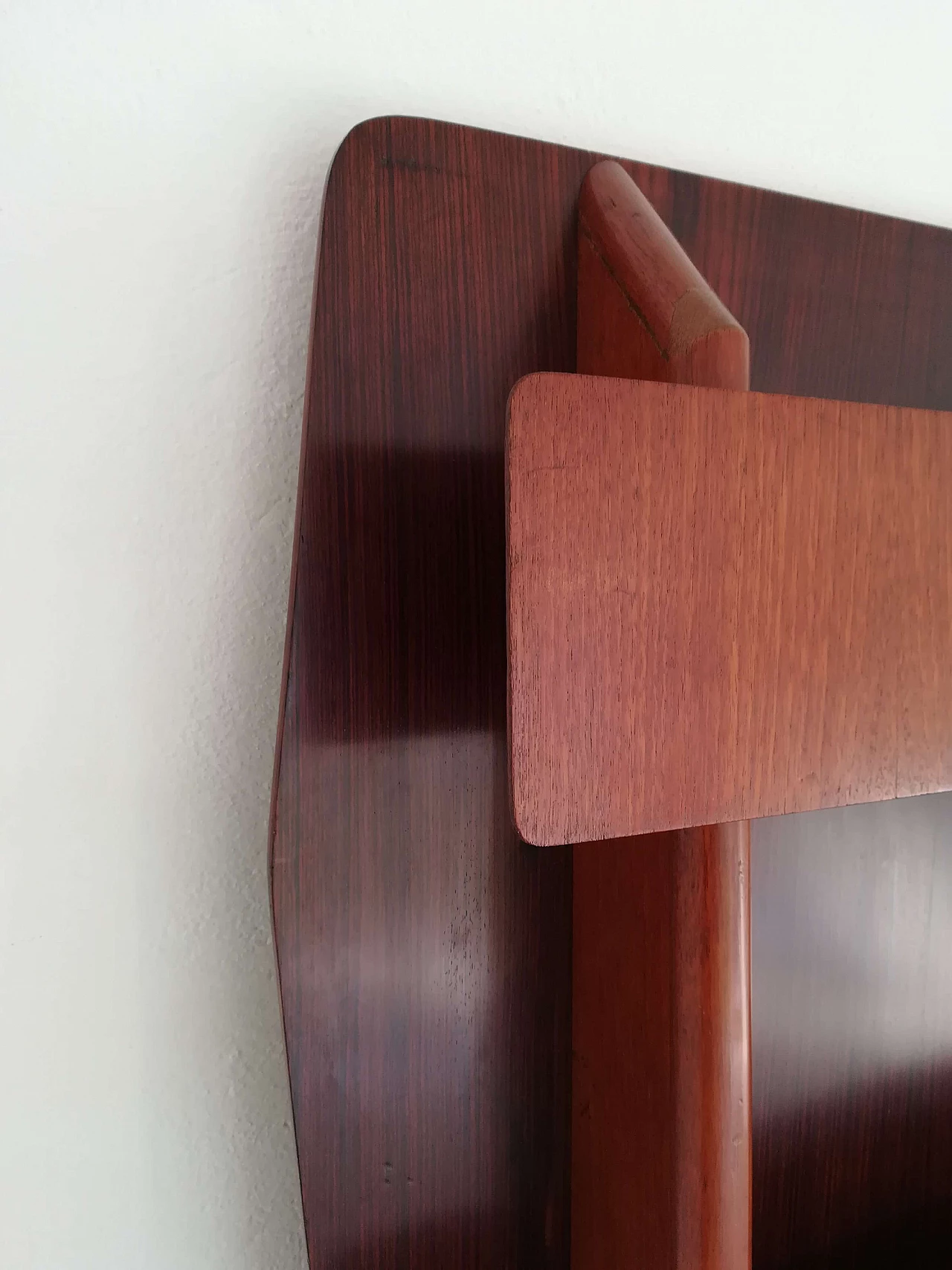 Teak and rosewood wall magazine rack, 1950s 1104892