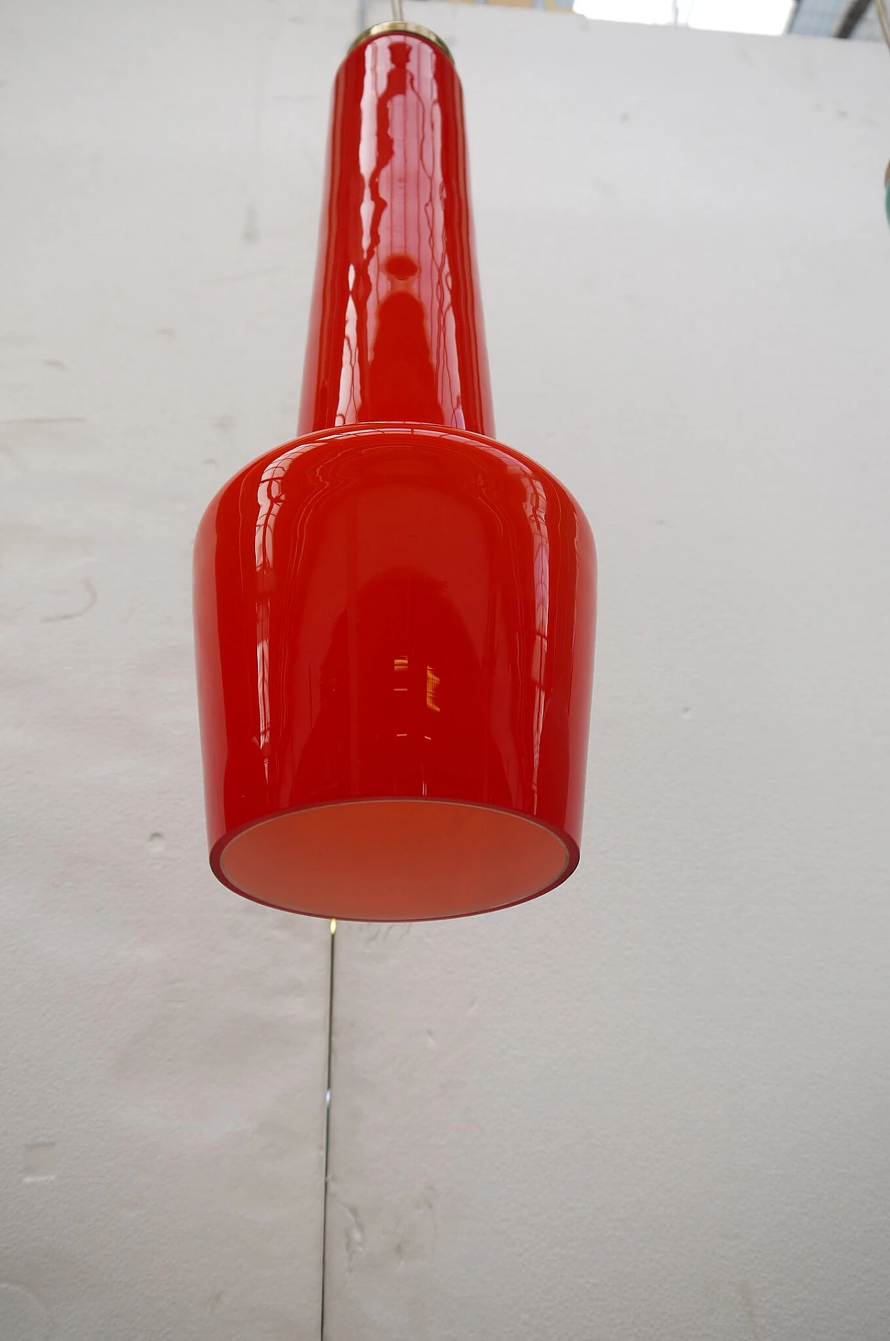 Tre lampade da soffitto in vetro incamiciato di Stilnovo, anni '50, firmate 1104992