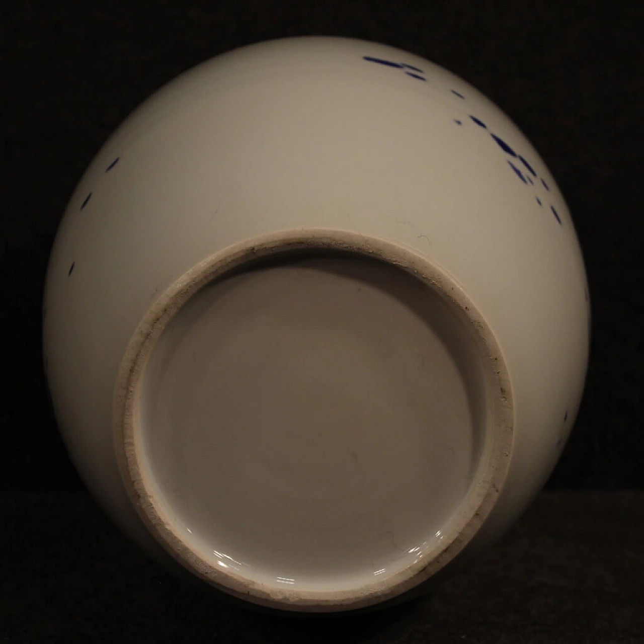 Vaso cinese in ceramica dipinta e smaltata 1106685