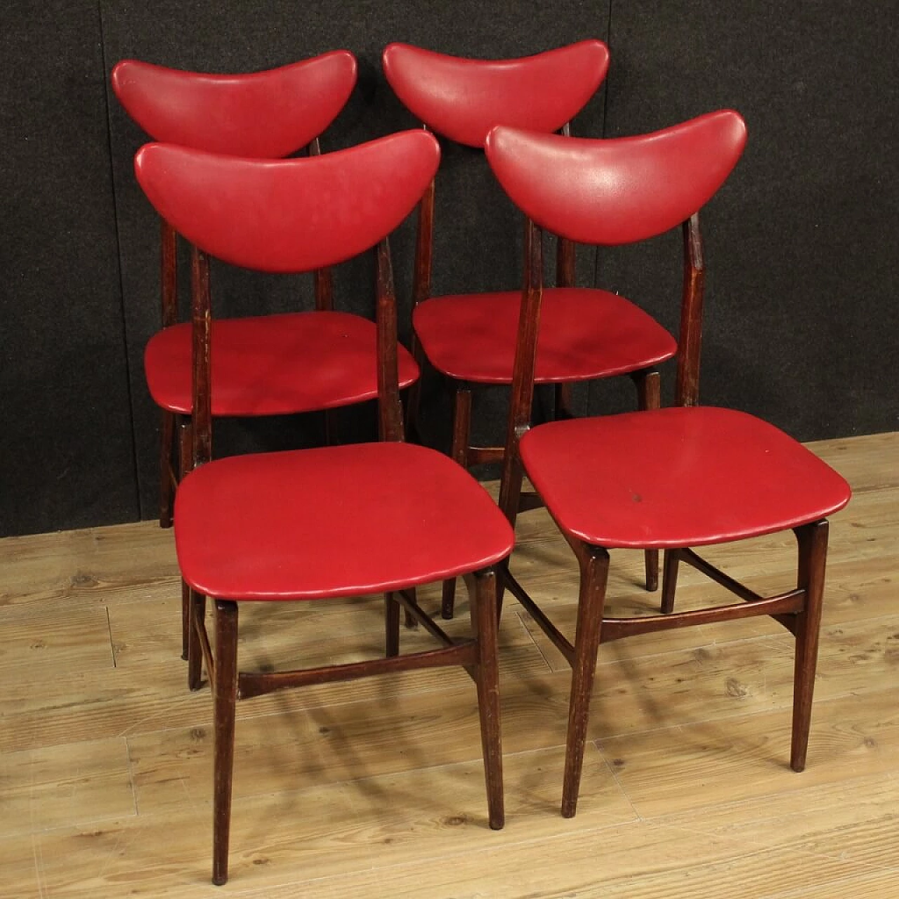 4 Italian chairs in wood and pleather, 70s 1106917