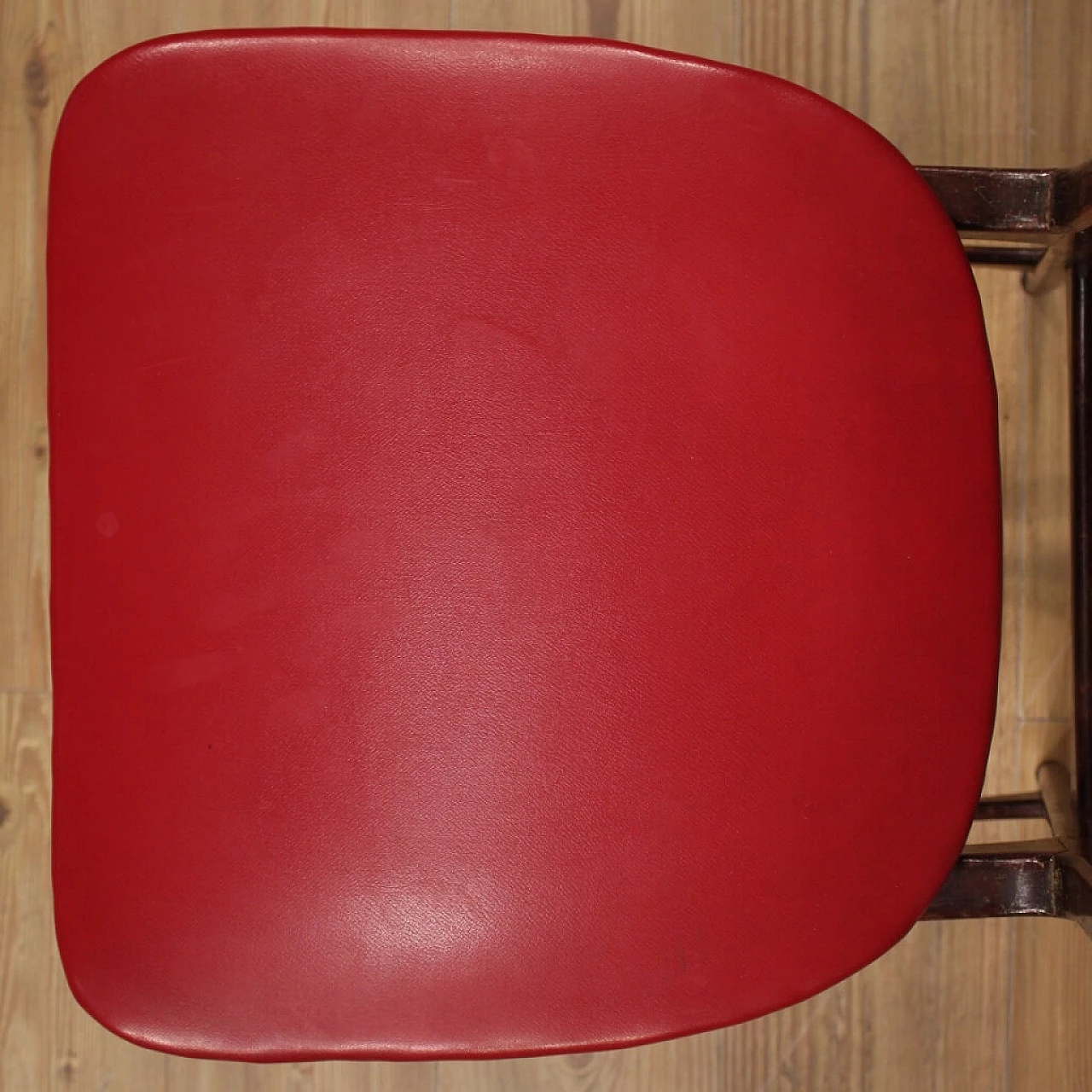 4 sedie in legno e skai rosso, anni '70 1106928