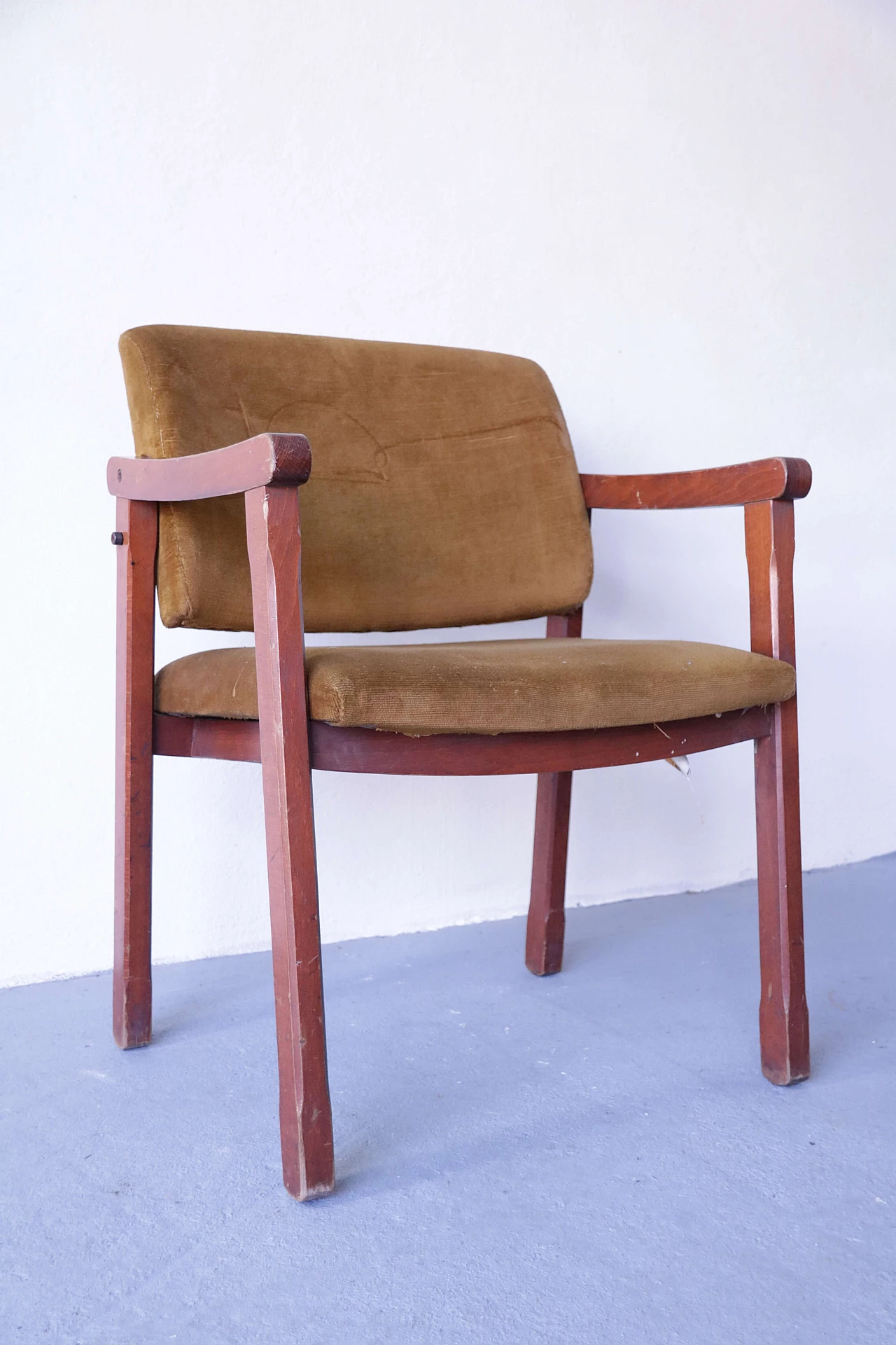 12 Beech and velvet armchairs, 1950s 1107065