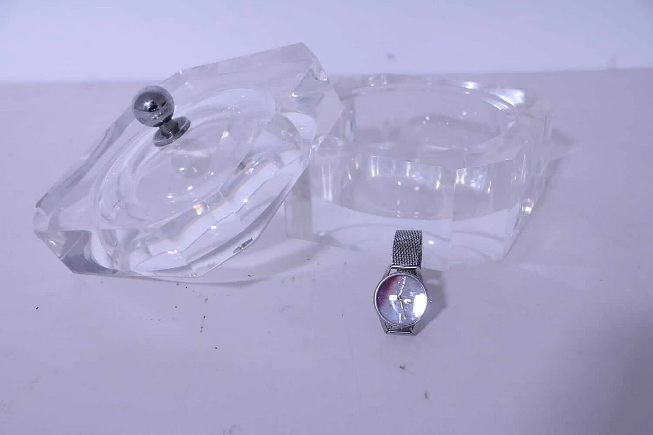 Plexiglas box, 1970s 1107411