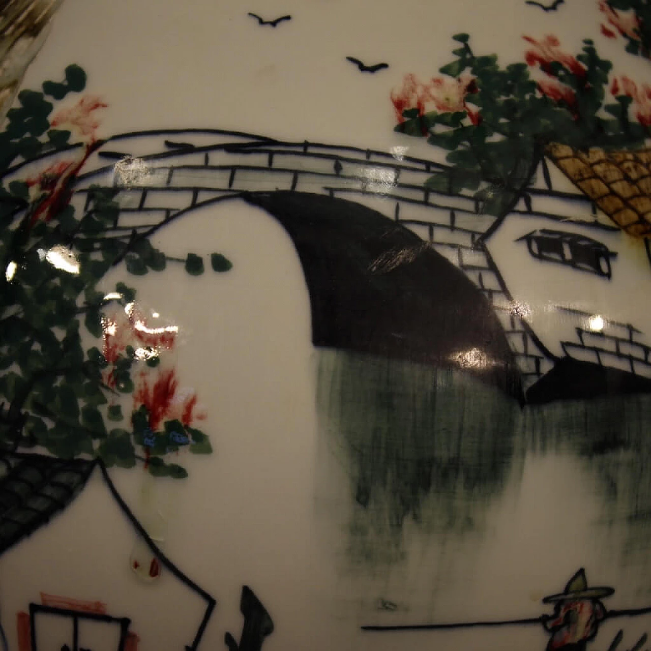 Vaso cinese in ceramica dipinta e smaltata 1107673