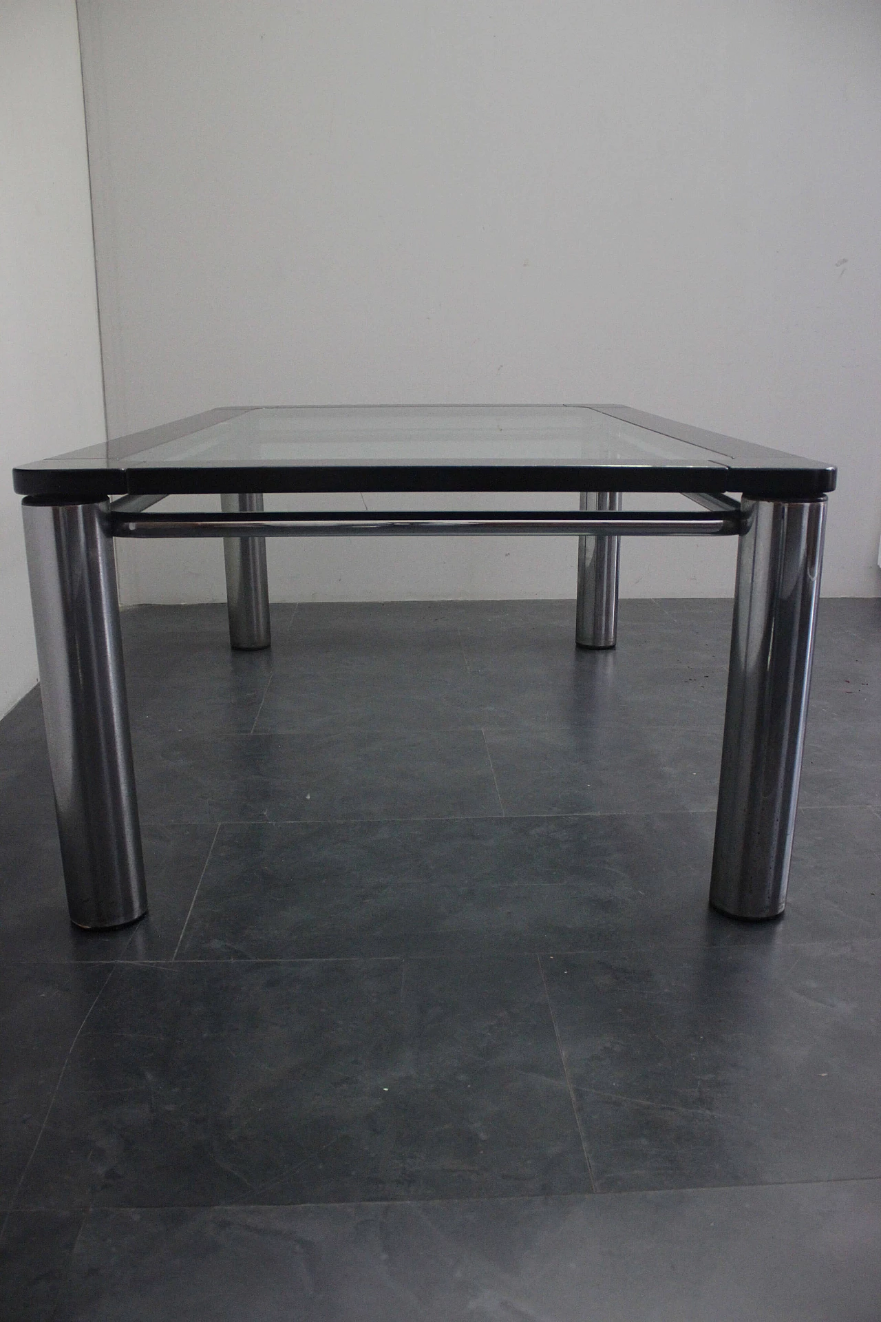 Tavolo da pranzo in legno laccato nero, acciaio e vetro, anni '70 1108094