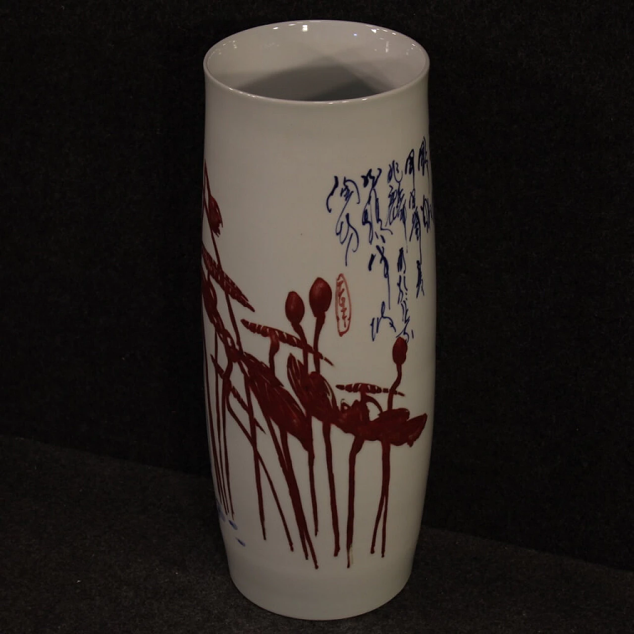 Vaso cinese in ceramica con paesaggio 1108802