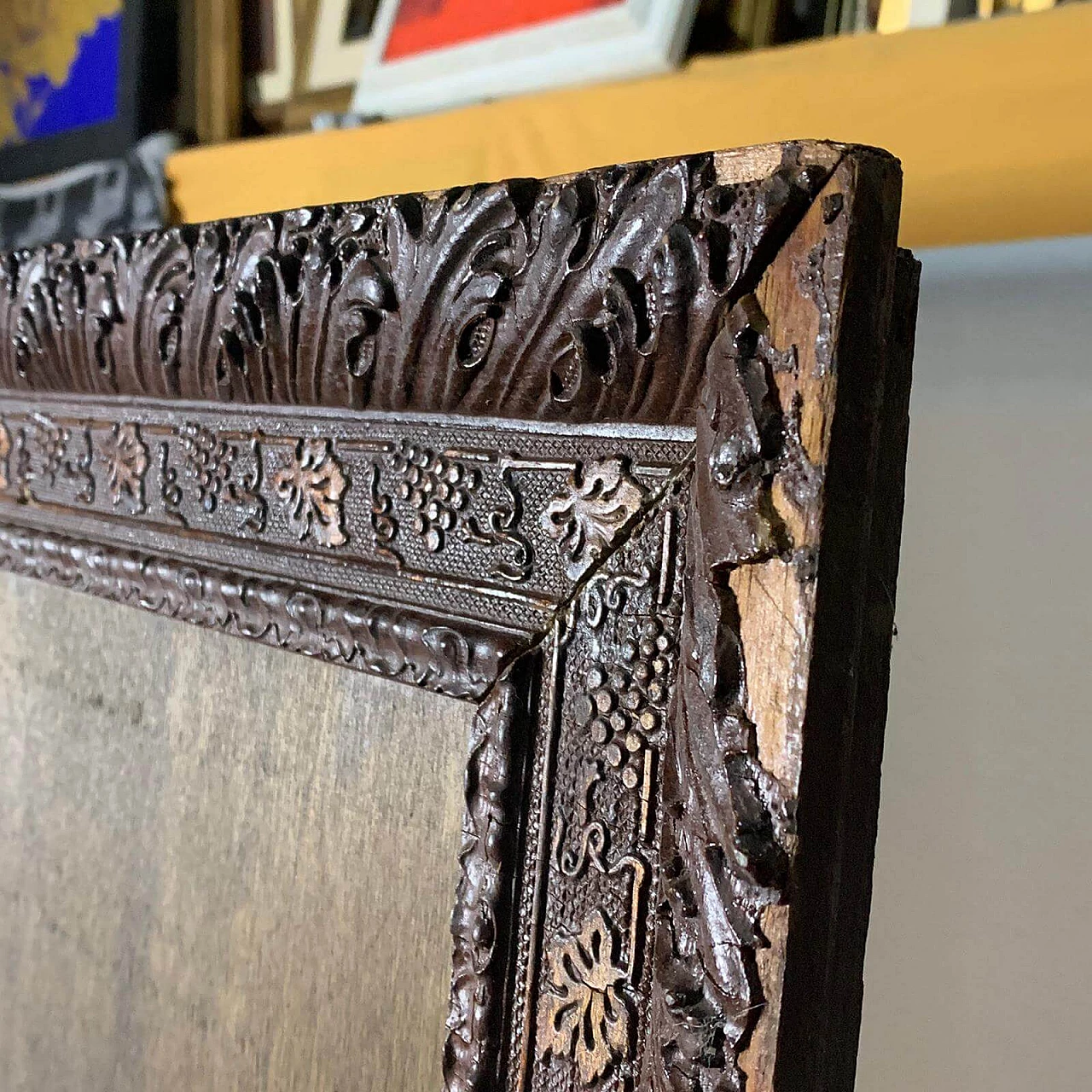 Antique Liberty frame 1109564