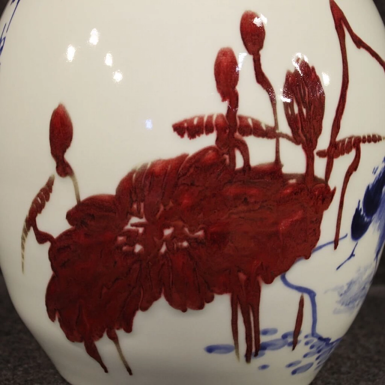 Chinese ceramic vase painted with floral and animal decorations 1110615