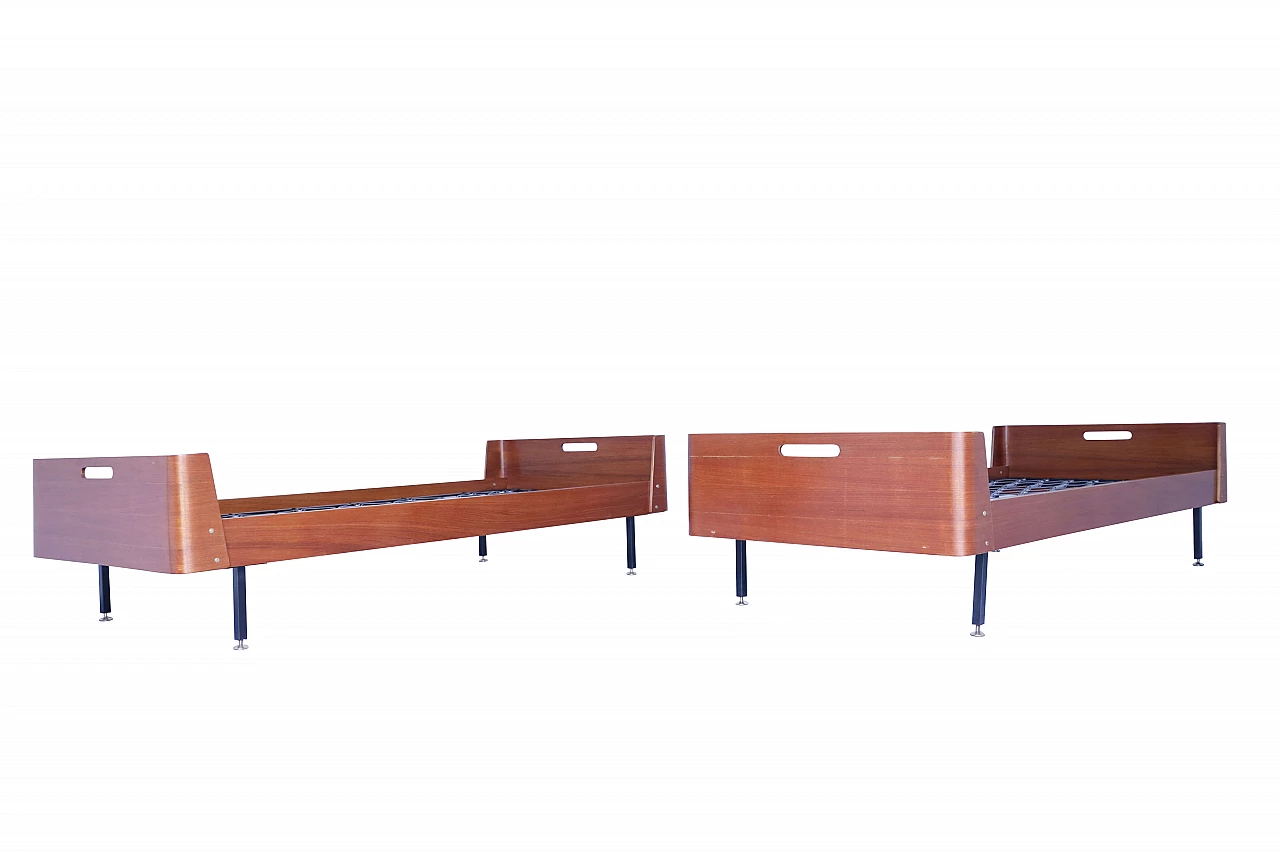 Pair of teak day beds with adjustable brass feet, Italy, 50s 1111355